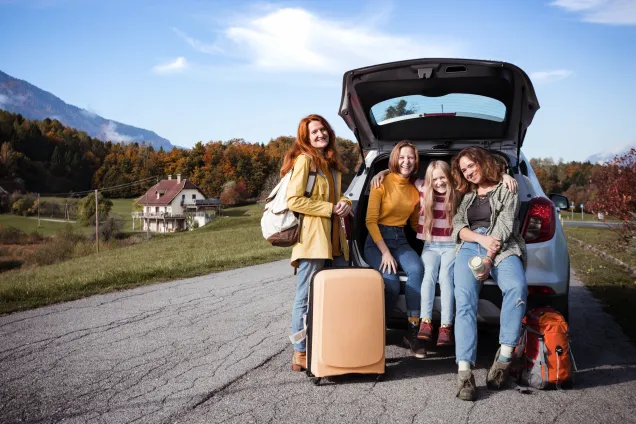 fille-heureuse-en-voyage